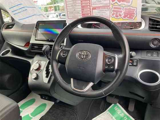 Toyota Sienta, 2021 Донецк