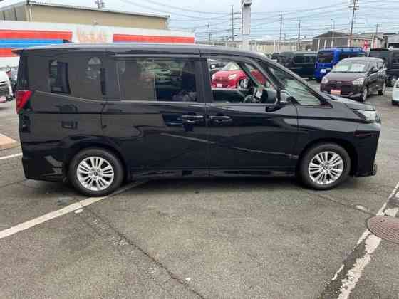 Toyota Noah, 2022 Донецк