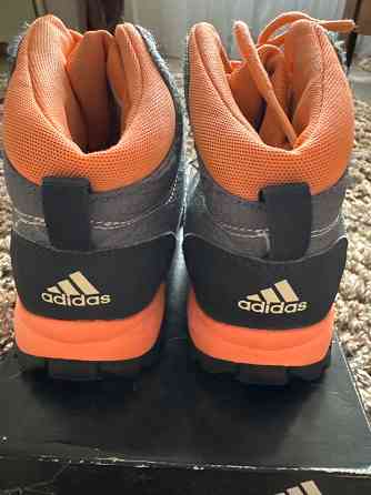 Ботинки adidas Донецк