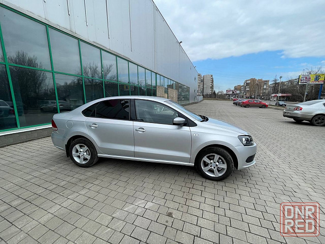 Volkswagen Polo, 1,6АТ, 146 000км Макеевка - изображение 2