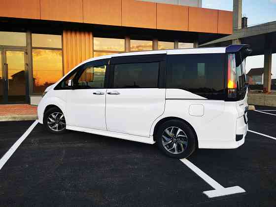 Honda stepwagn SPADA rp3 2017(максимальная комплектация) Донецк
