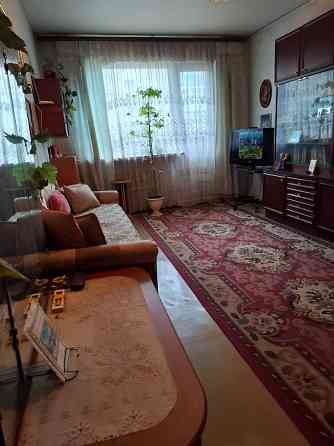 Продам 1 км.кв на Семашко Донецк