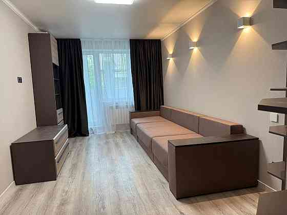 Продам 3 комнатную квартиру Мариуполь