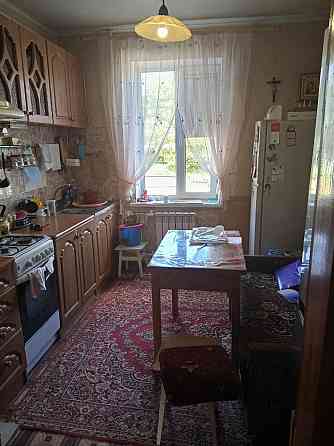 Продам двухкомнатную квартиру. Мариуполь