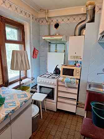 Продам 3.х комнатную квартиру Петровский район круг 3/5 Донецк