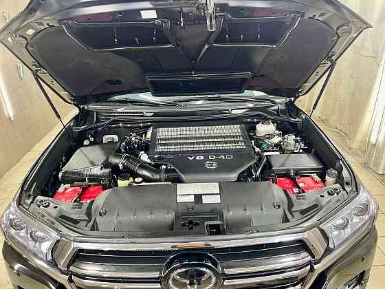 Срочно Toyota Land Cruiser 200 Донецк