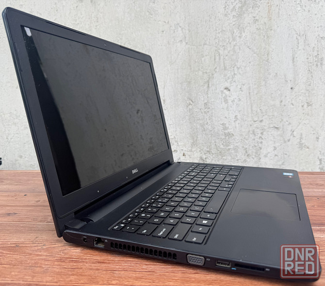 Ноутбук Dell Vostro 15-3559 Core i5/8GB/SSD/R5 2GB Донецк - изображение 2