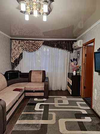 продается 3 комн. кв. на мкрн. металлургов Харцызск