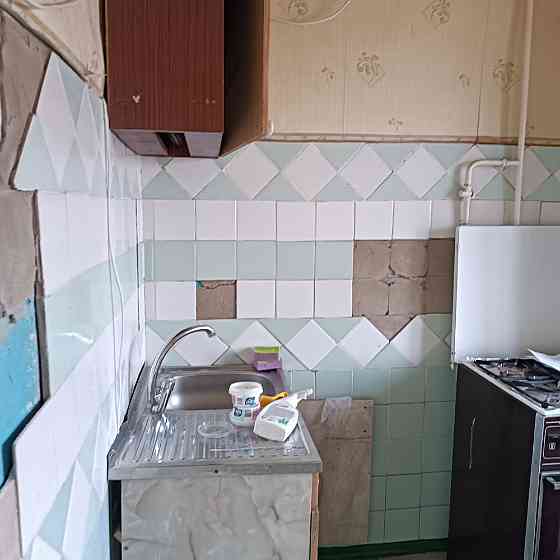 продается 1 комн. кв. на мкрн. юбилейный Харцызск