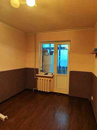 продается 2 комн. кв. на трубной стороне Харцызск