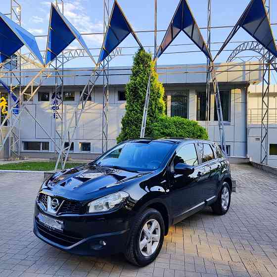 Nissan Qashqai 2.0 автомат Донецк