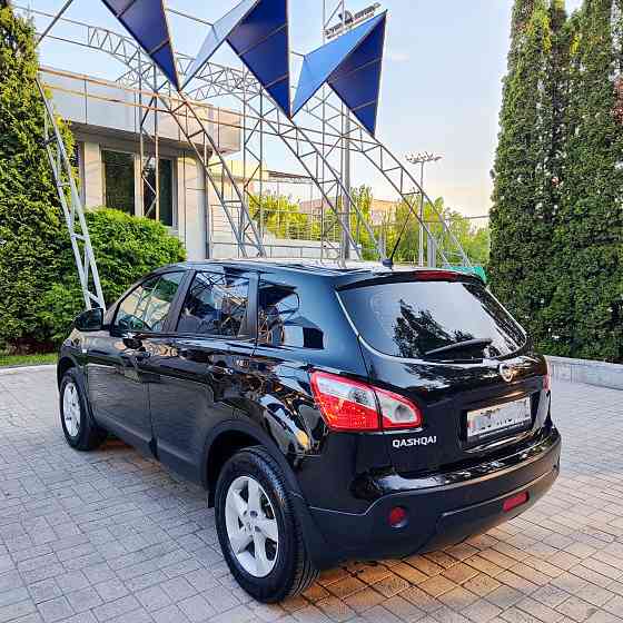 Nissan Qashqai 2.0 автомат Донецк