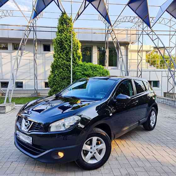 Nissan Qashqai 2.0 автомат Донецк