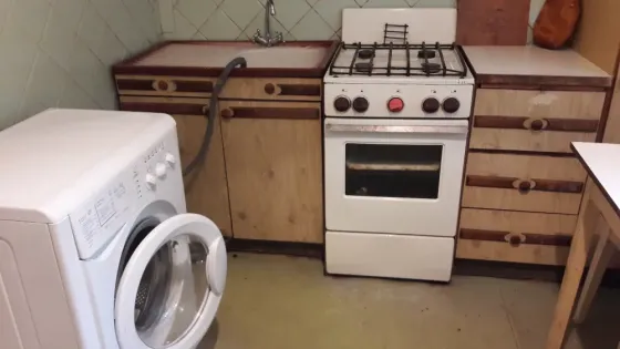 Продам 1-но ком.кв. Багратиона ,жилое состояние. Водоканал. Донецк