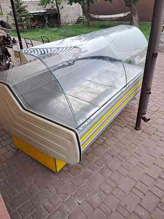 Продам холодильную ветрину Мариуполь