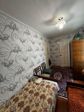 Продажа 2-комнатной квартиры 2/4, в г.Макеевке, Советский р-н, ул. Кулабухова Макеевка