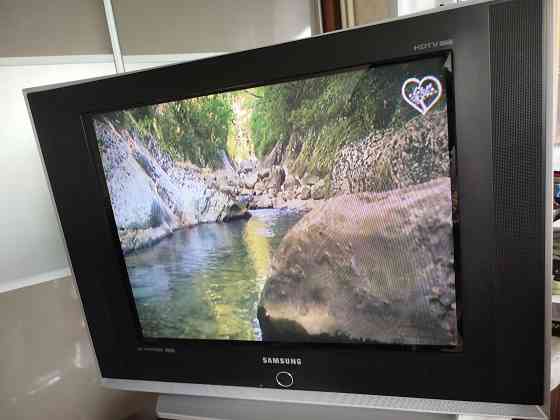 большой SAMSUNG 29'' slim 100 hz,прекрасно показывает Донецк