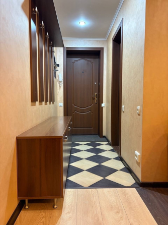 Продала 2 комн. квартиры, ул. Московская Макеевка