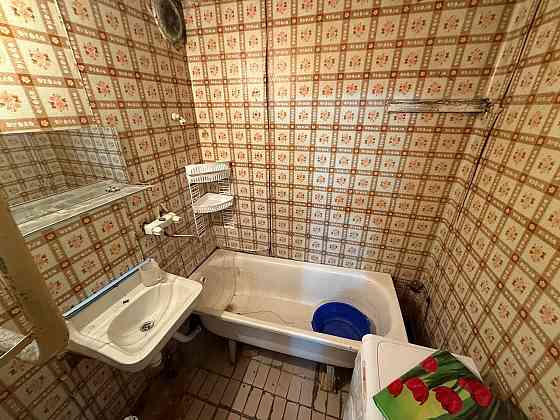 Сдам в аренду 2х комн.кв., 4/9 эт., 46 кв.м. - Макеевка, мкрн. Солнечный Макеевка