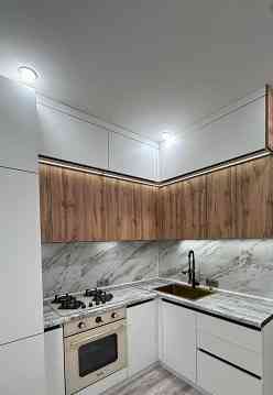 Продам 2-к квартиру на Бажанова Макеевка