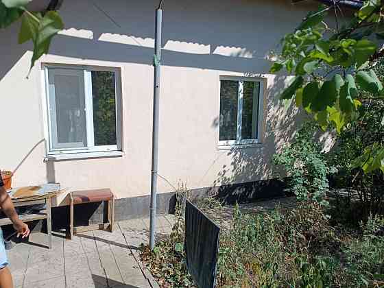 Продам квартиру на земле 30 рынок Донецк