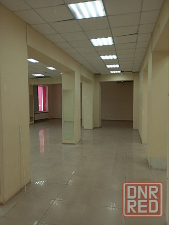 Сдам в аренду тЦ 750 м² в Горловке. Центральный Рынок. Ремонт. Горловка - изображение 2