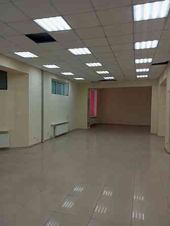 Сдам Тц 750 м² в Горловке. Три этажа. Парковка. Центральный Рынок. Горловка