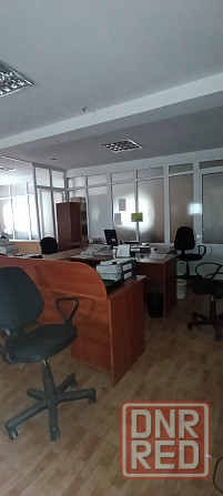 Сдам офис 350 м² у Ленинском р-не, ОцКб. Ремонт. Мебель. Парковка. Донецк - изображение 5