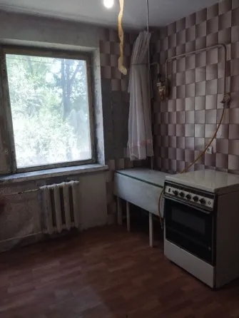 Продам 1-но км кв-ру 2/5 Калининский р-н Донецк