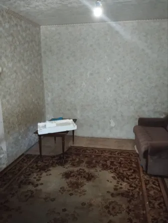 Продам 1-но км кв-ру 2/5 Калининский р-н Донецк