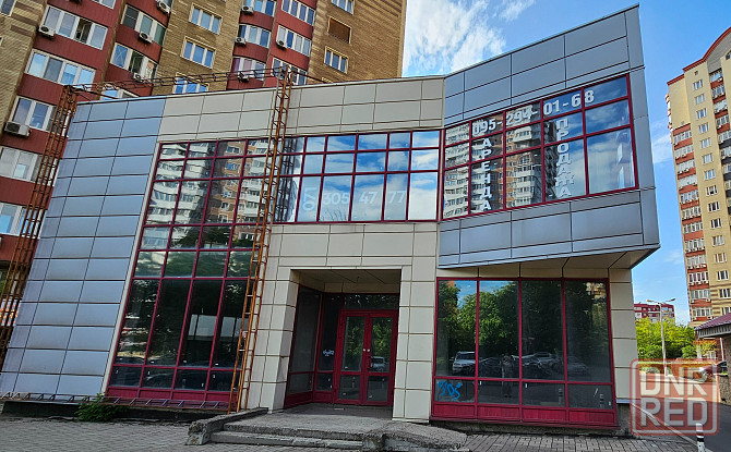 Отдельно-стоящее здание, 785кв, 3 уровня, пр.Панфилова Донецк - изображение 1