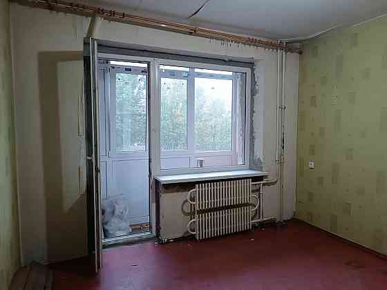 Продается 1 комн . гостинка , Пролетарский р-н , ас Щетинина, 4/9 Донецк