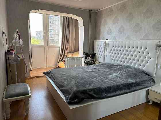 Продам 3 комнатную квартиру Мариуполь