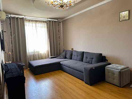 Продам 3 комнатную квартиру Мариуполь