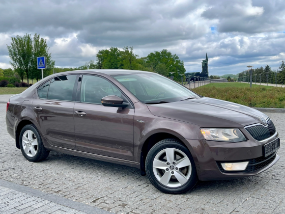 Skoda Octavia A7 Зелёная автотека Идеальное Состояние Донецк