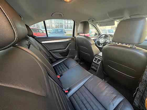 Skoda Octavia A7 1.6 MPI коробка автомат полная комплектация Liimited Идеальная и очень не обычная Донецк
