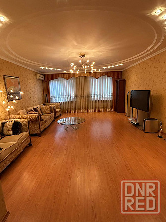 Продаётся просторная 4-комнатная квартира общей площадью 183,6 м² с автономным отоплением. Донецк - изображение 2
