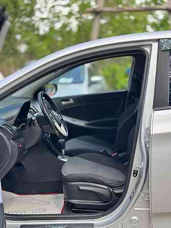 Hyundai Solaris 2013 автомат Макеевка