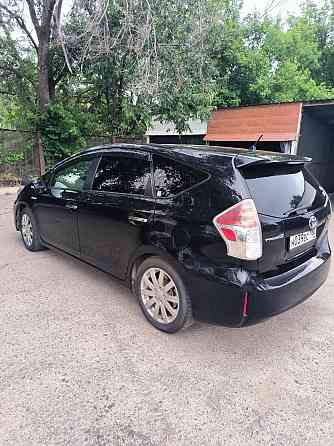 Продам Toyota Prius Alpha 2015г Донецк