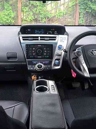 Продам Toyota Prius Alpha 2015г Донецк