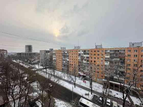 Продаётся 3х комнатная квартира Мариуполь