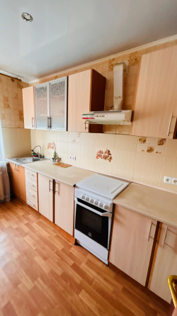 Продам 2 комнатную квартиру г. Макеевка Червоногвардейский район (улица Мориса) Макеевка