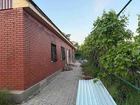 Продам кирпичный дом под ремонт Мариуполь
