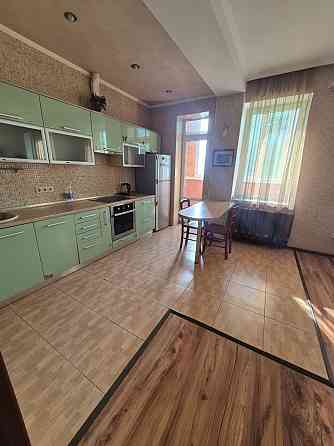 Сдам трехкомнатную квартиру в Мариуполе ул. Писарева . Мариуполь