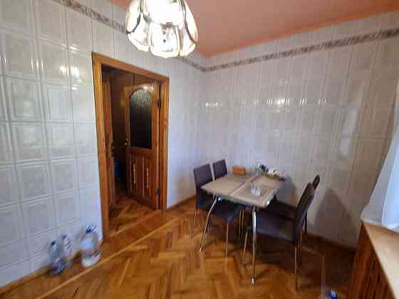 Срочно продам 3-х комнатную квартиру в Калининском районе Донецк