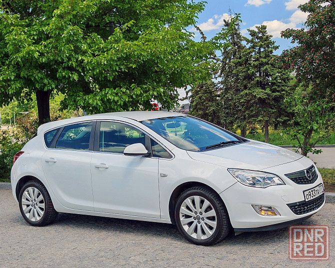 2012 Opel Astra J 1.6 автомат Донецк - изображение 1