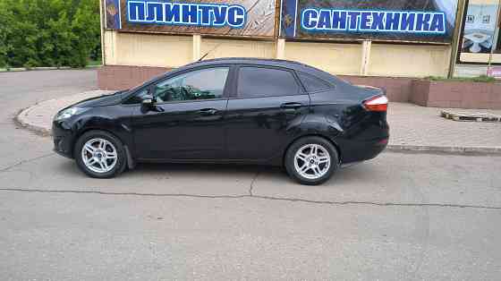 Продам Ford Fiesta sedan 2016 г.в. Макеевка