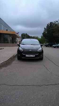 Продам Ford Fiesta sedan 2016 г.в. Макеевка