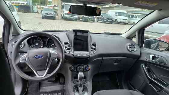 Продам Ford Fiesta sedan 2016 г.в. Макеевка