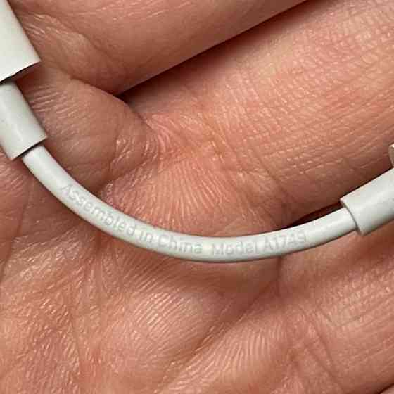Переходник Apple Lighting на 3.5, оригинал Донецк